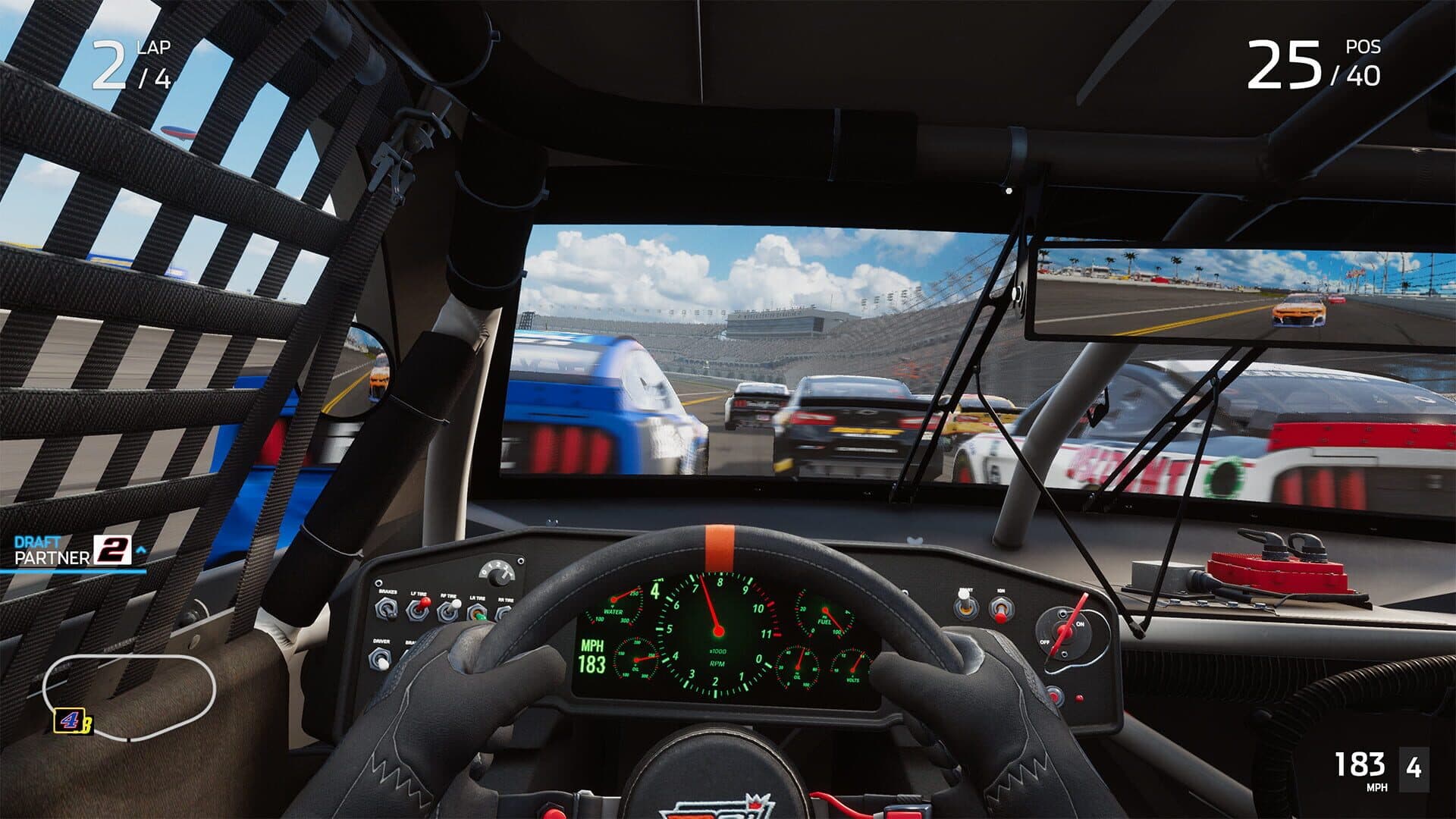 اسکرین‌شات NASCAR Heat 4 - 1