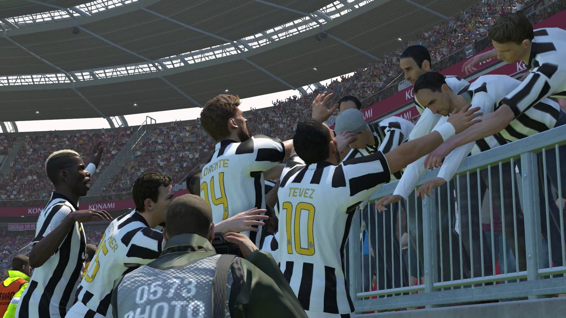 Pro Evolution Soccer 2015 screenshot 4