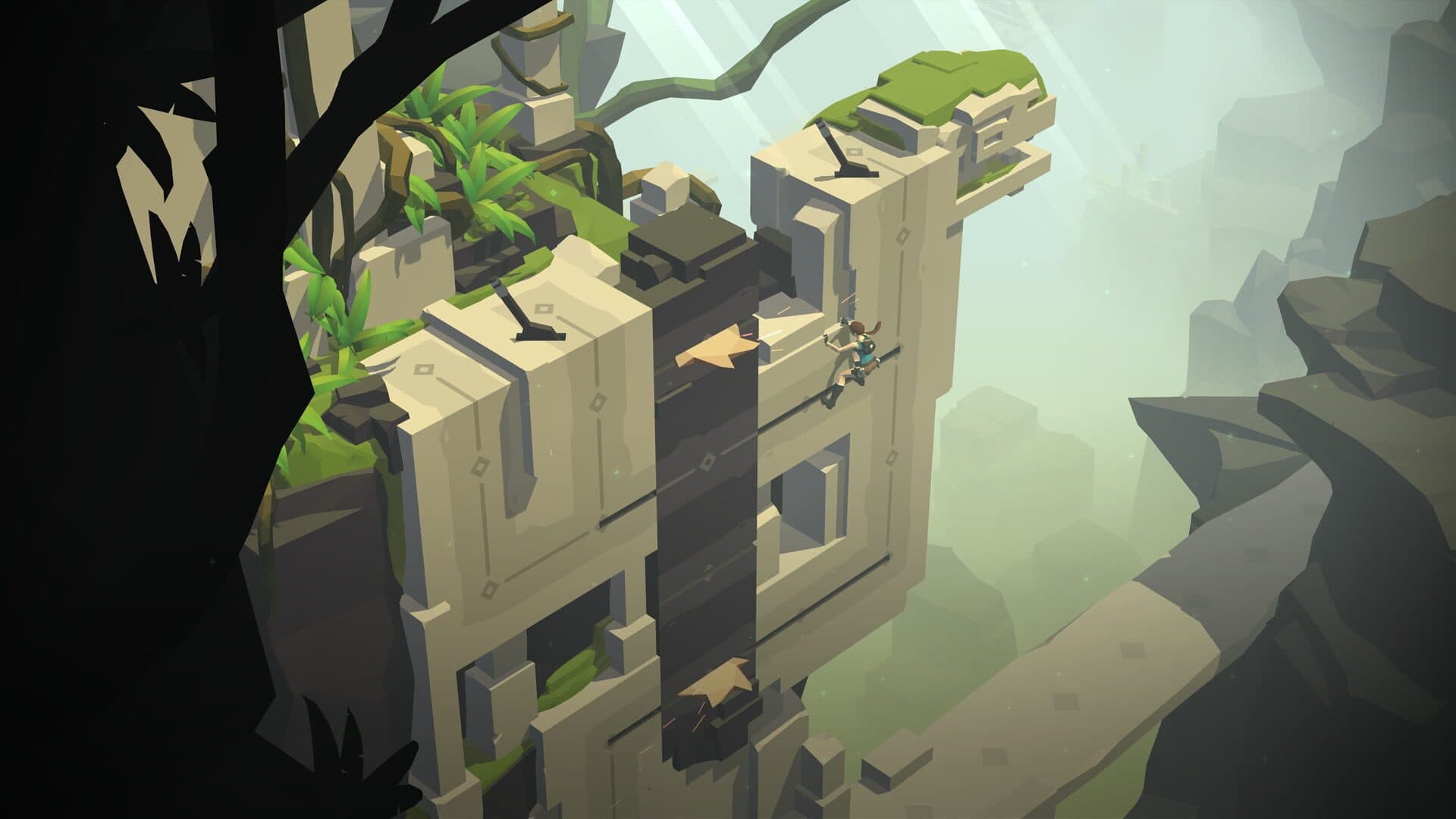 Lara Croft Go screenshot 3