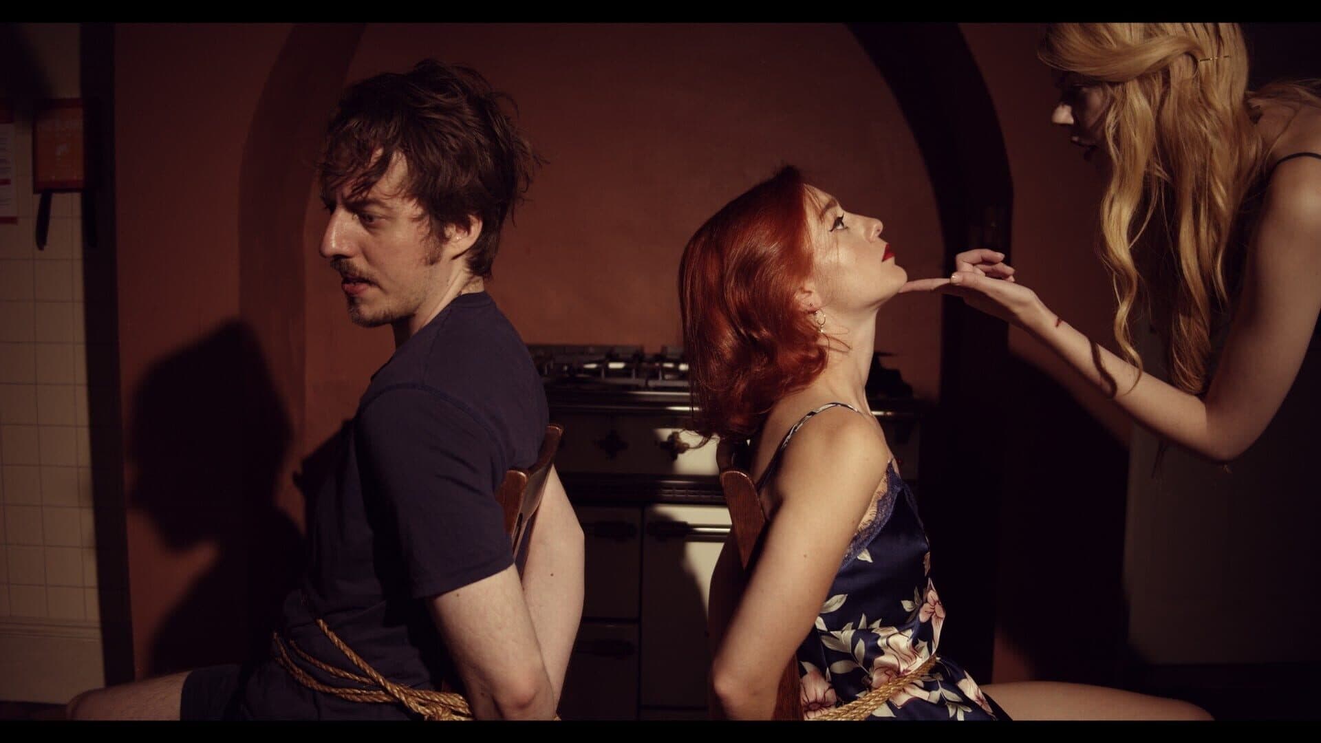 Dark Nights with Poe and Munro screenshot 9